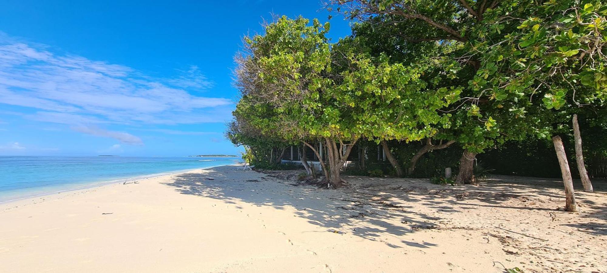 Kamadhoo Inn Exterior photo