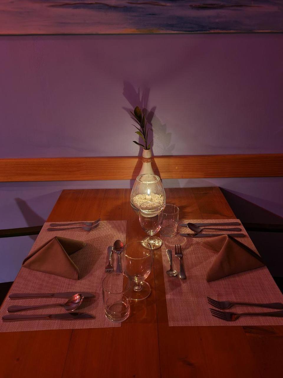 Kamadhoo Inn Exterior photo