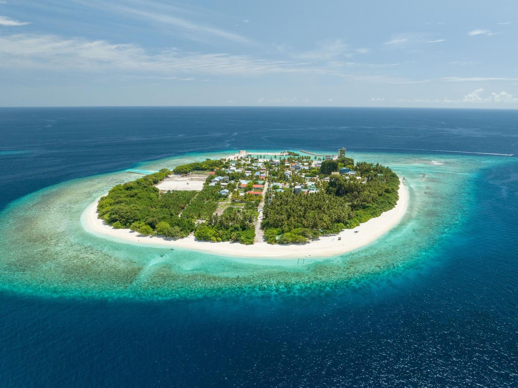 Kamadhoo Inn Exterior photo